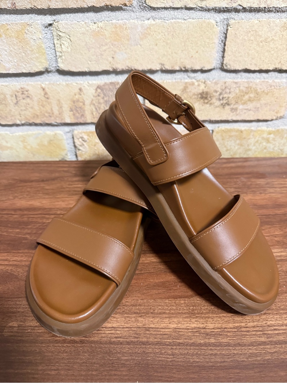 Gianvito Rossi Tan Leather Double-Strap Platform Sandals size 38